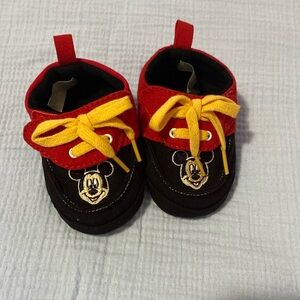 Infant 0-6 months Mickey Mouse shoes.